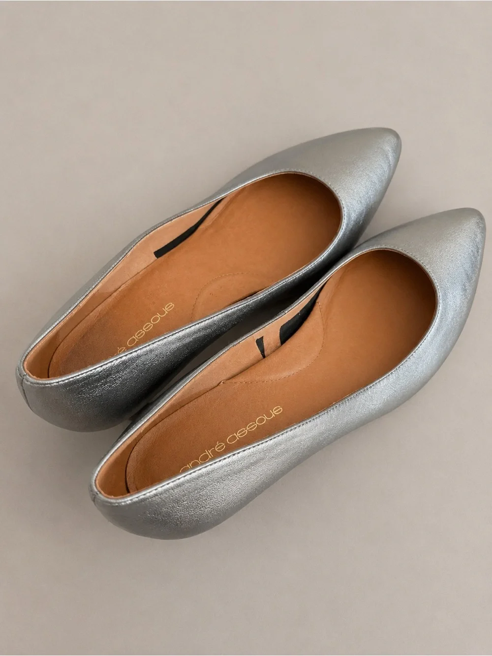 André Assous Metallic Silver Leather Pointed Toe Pumps Size 7
